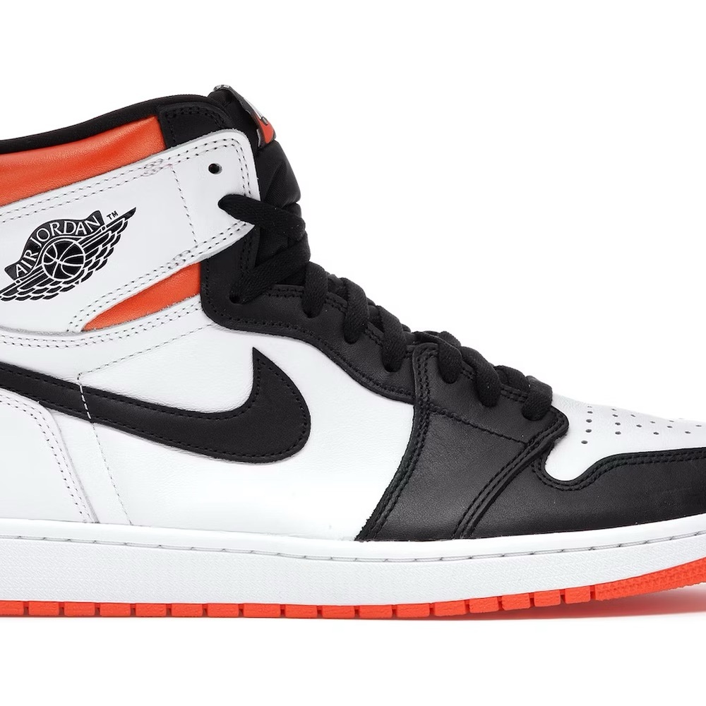 Jordan 1 electro orange(PRICE NEGOTIABLE)